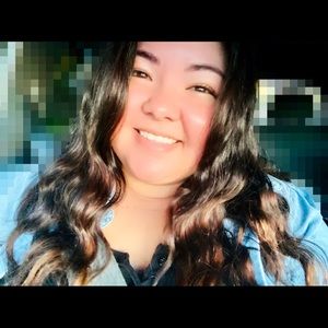 Meet your Posher, Mika